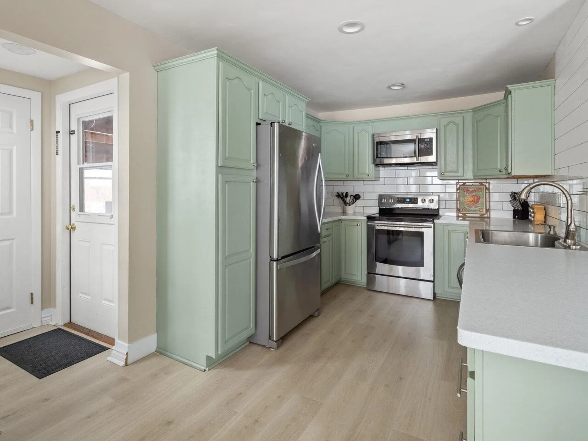 87 Robin Road Colchester VT 05446