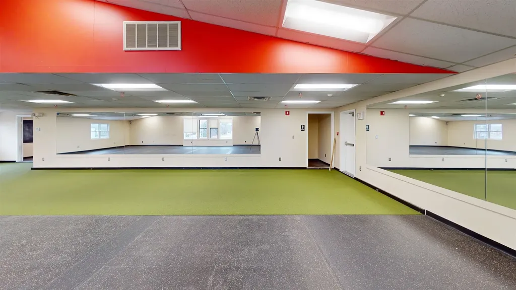 18 Lafayette Road North Hampton NH 03862