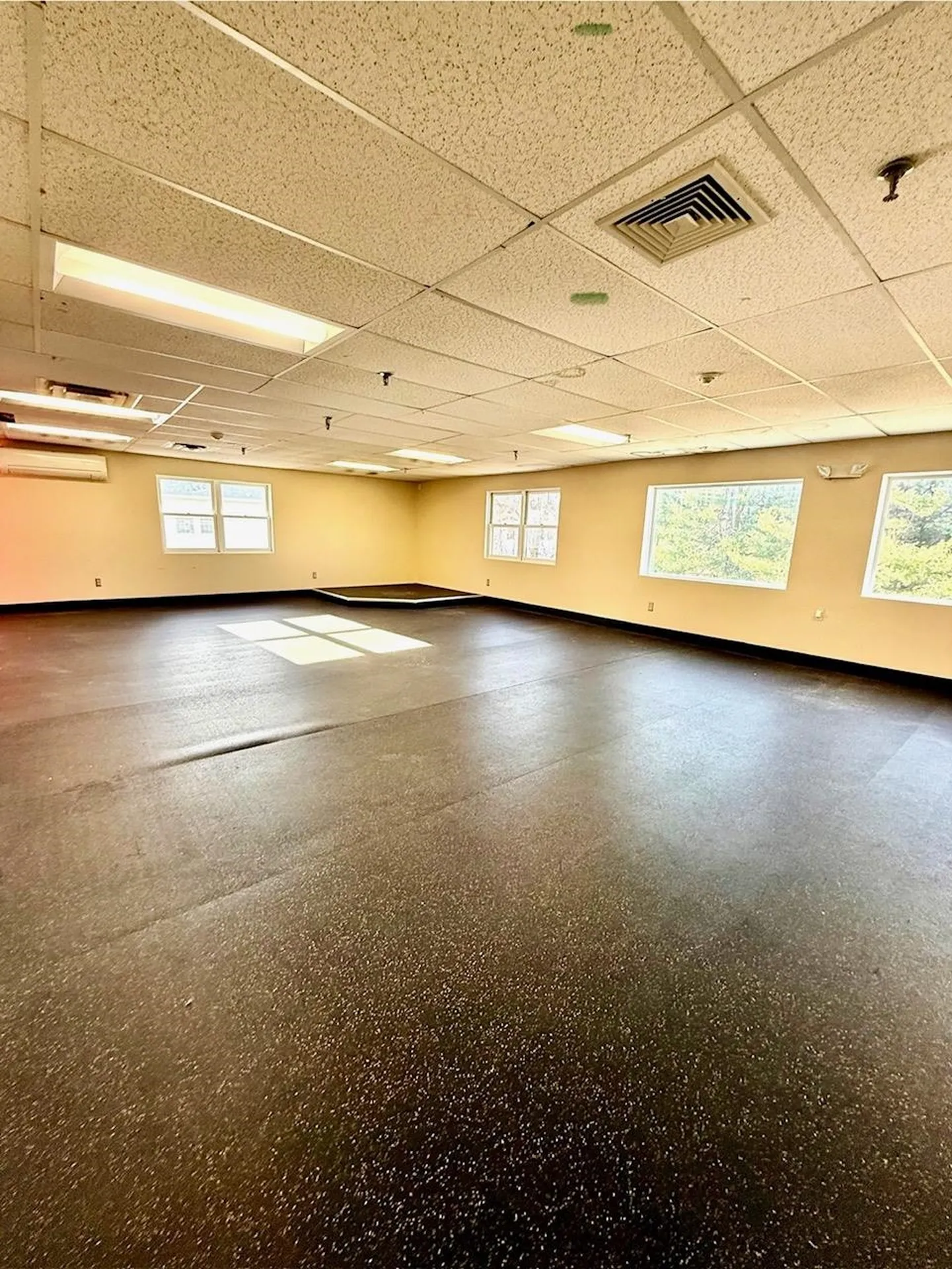 18 Lafayette Road North Hampton NH 03862