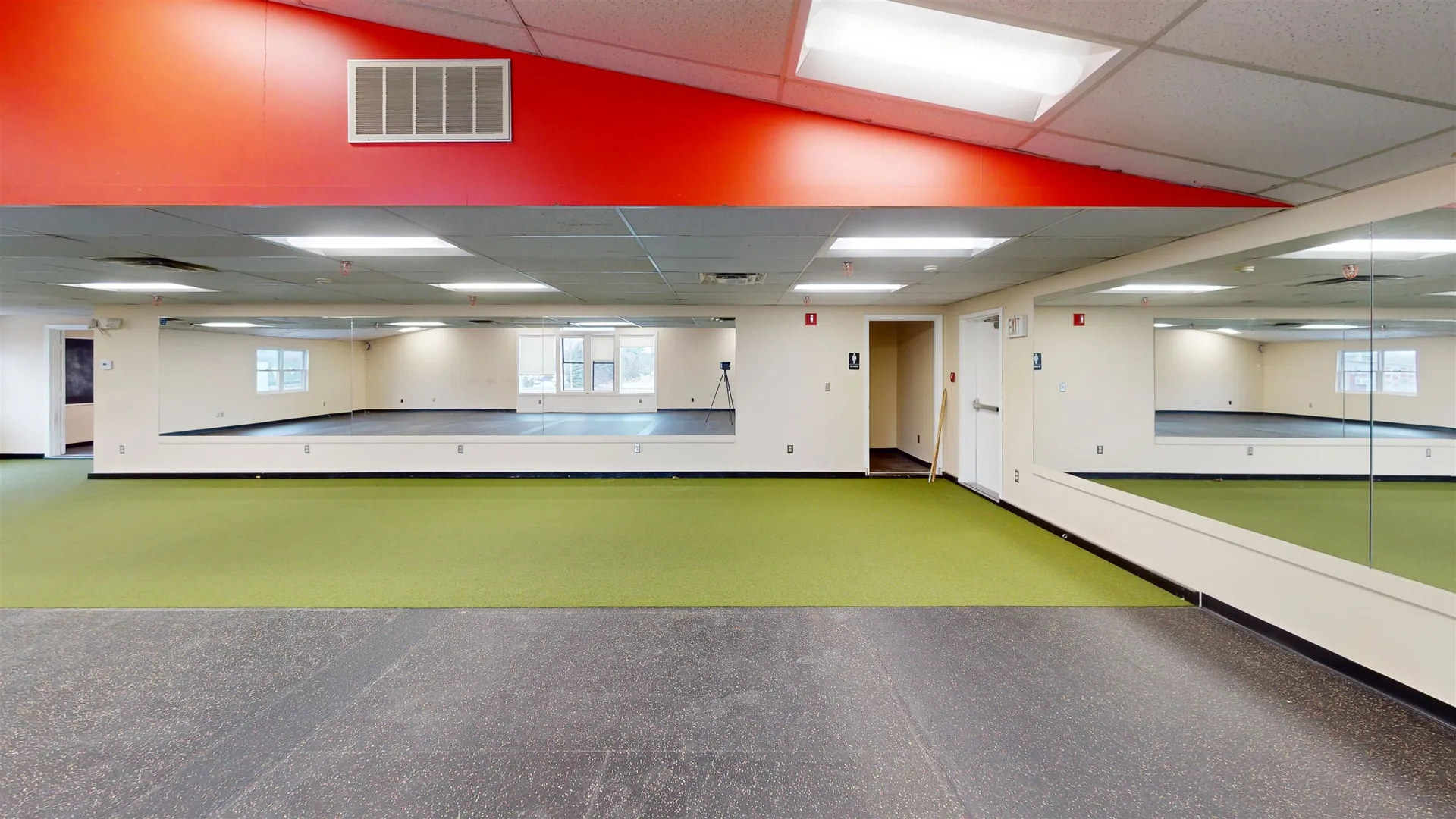 18 Lafayette Road North Hampton NH 03862