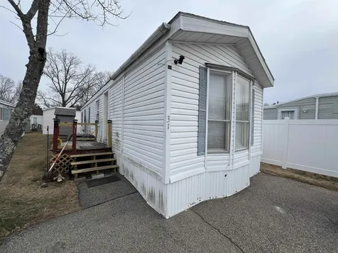 31 Polly Ann Park Dover NH 03820