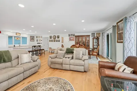 7 Falcon Way Hales Location NH 03860