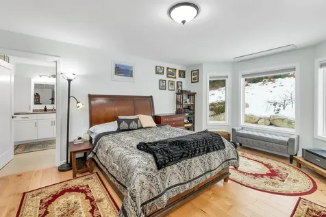 7 Falcon Way Hales Location NH 03860