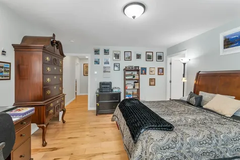 7 Falcon Way Hales Location NH 03860