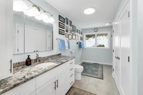 7 Falcon Way Hales Location NH 03860
