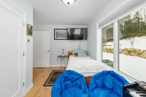 7 Falcon Way Hales Location NH 03860