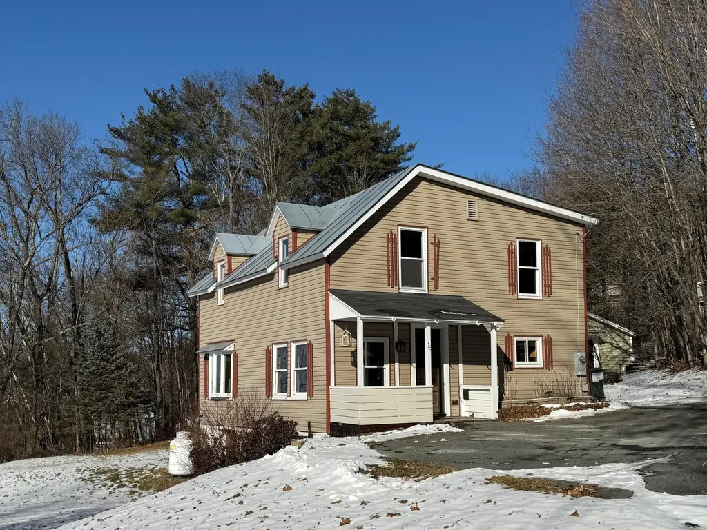 13 Alden Road Lebanon NH 03766-1941
