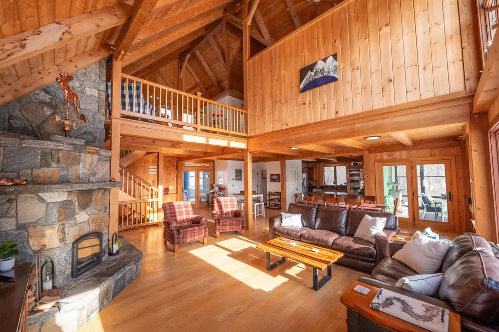 43 Upton Road Dover VT 05356