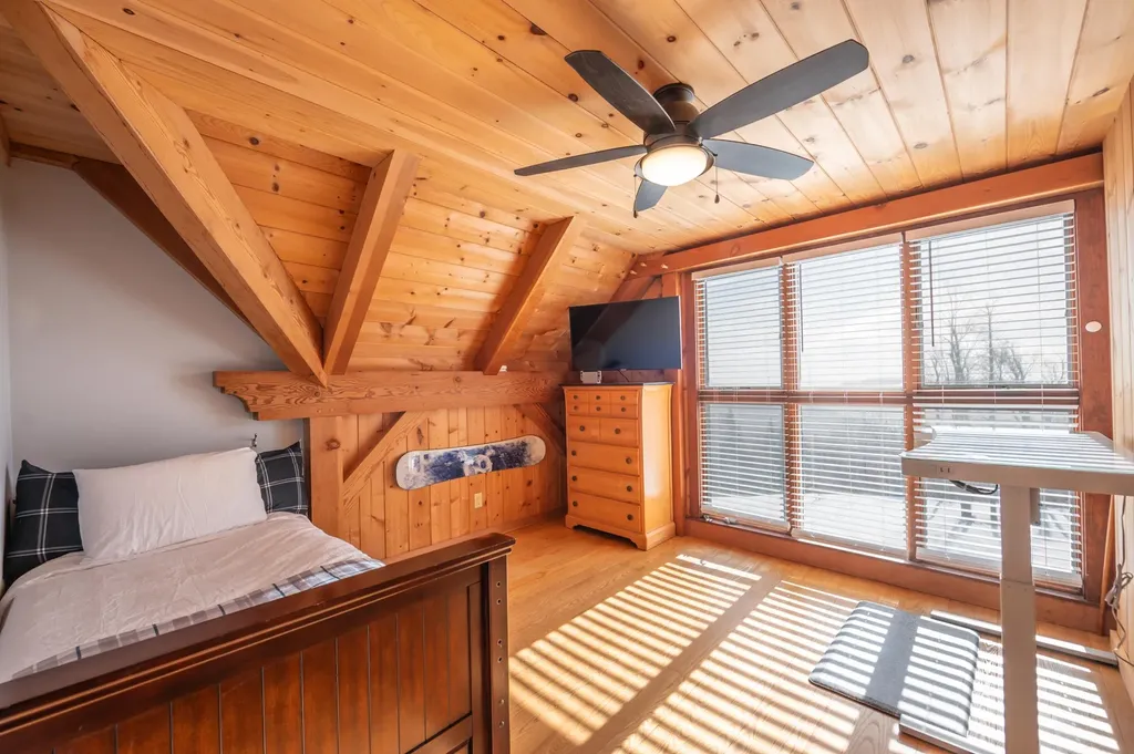 43 Upton Road Dover VT 05356