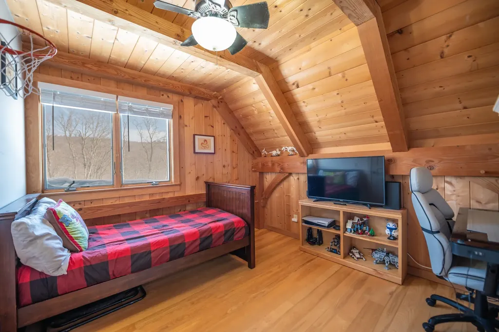 43 Upton Road Dover VT 05356