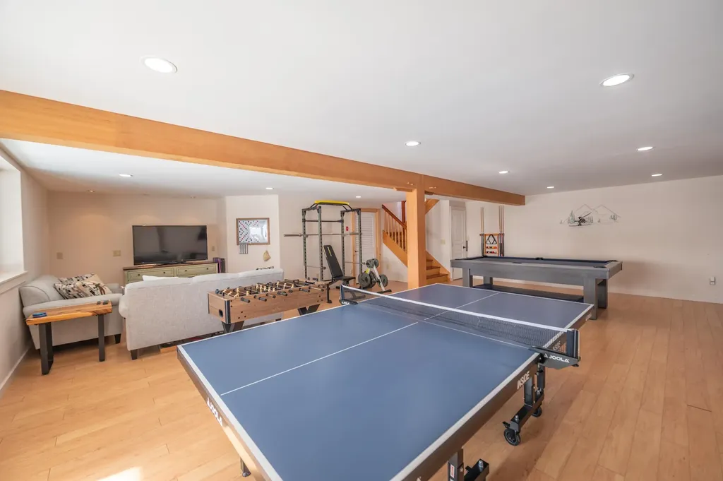 43 Upton Road Dover VT 05356