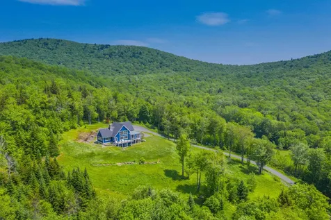 43 Upton Road Dover VT 05356
