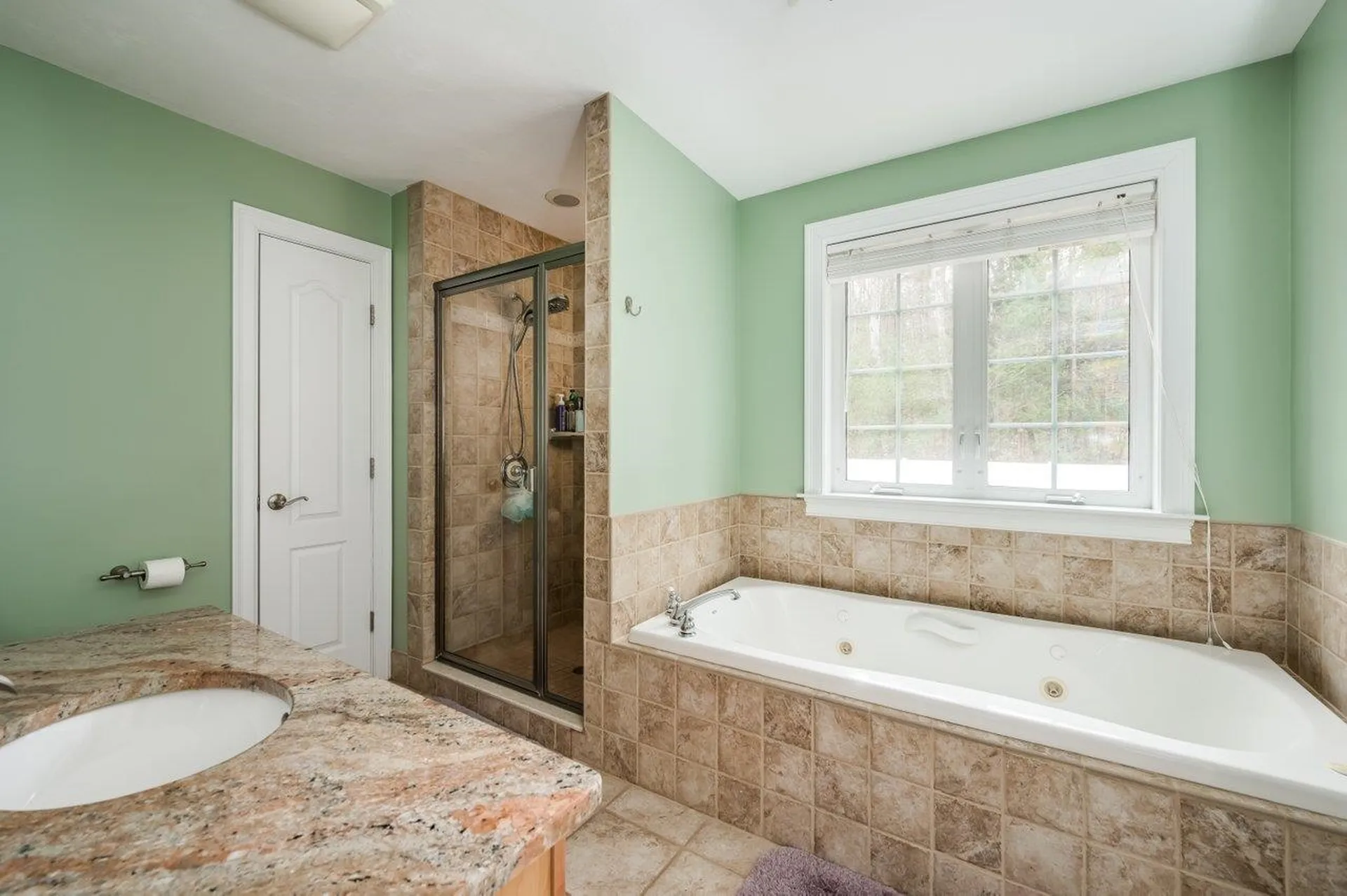 27 Silver Brook Road Salem NH 03079