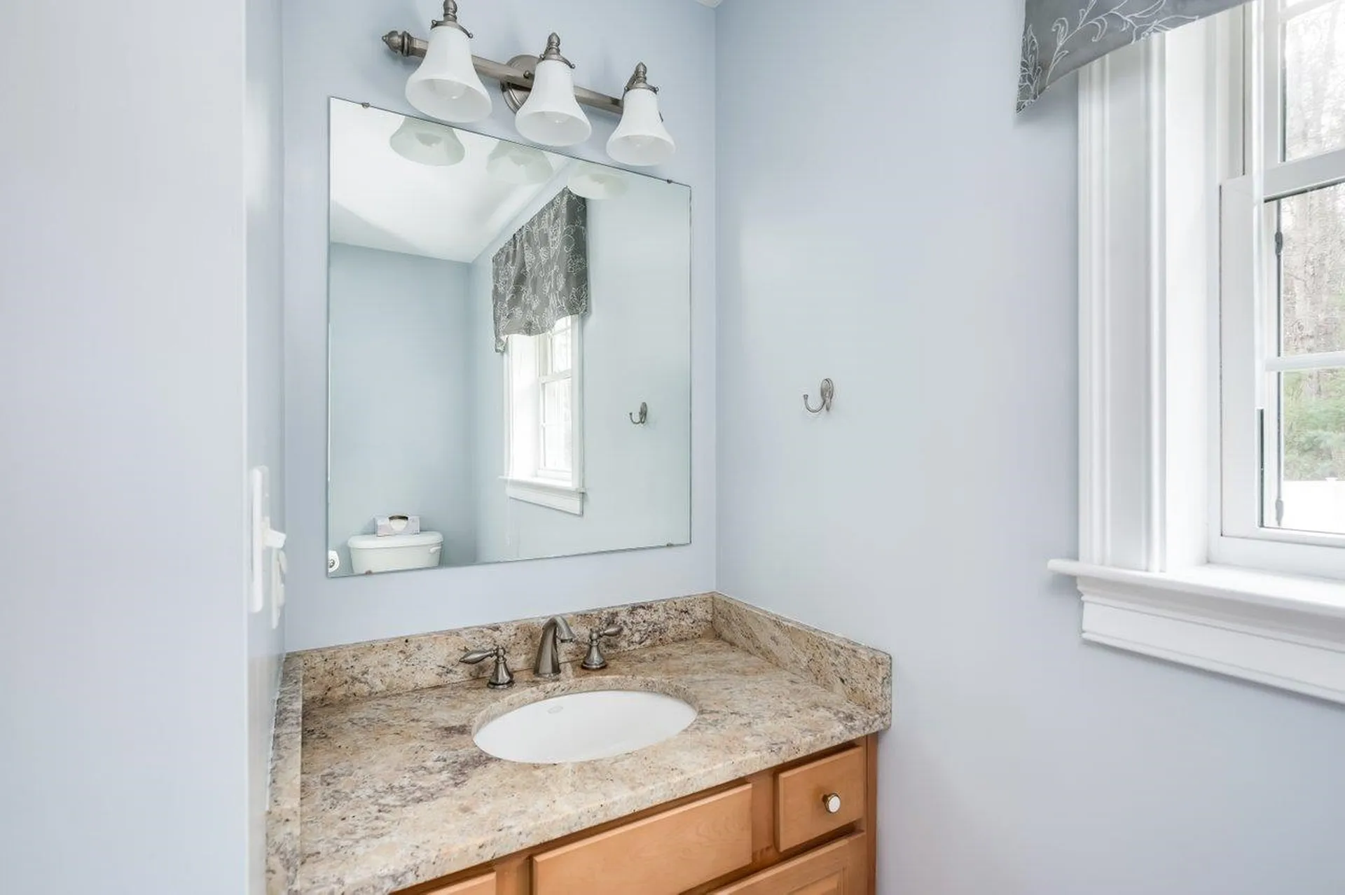 27 Silver Brook Road Salem NH 03079