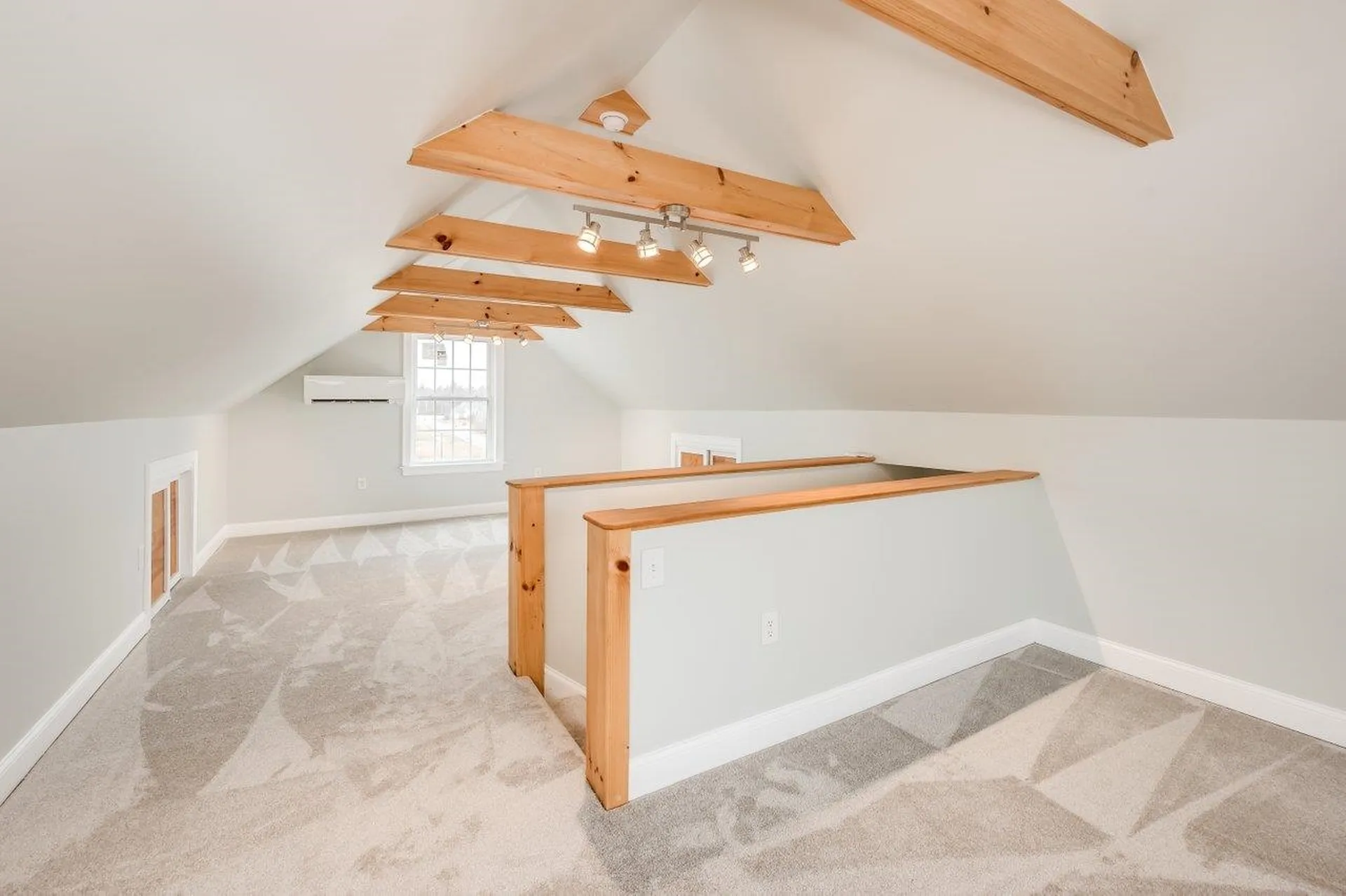 27 Silver Brook Road Salem NH 03079