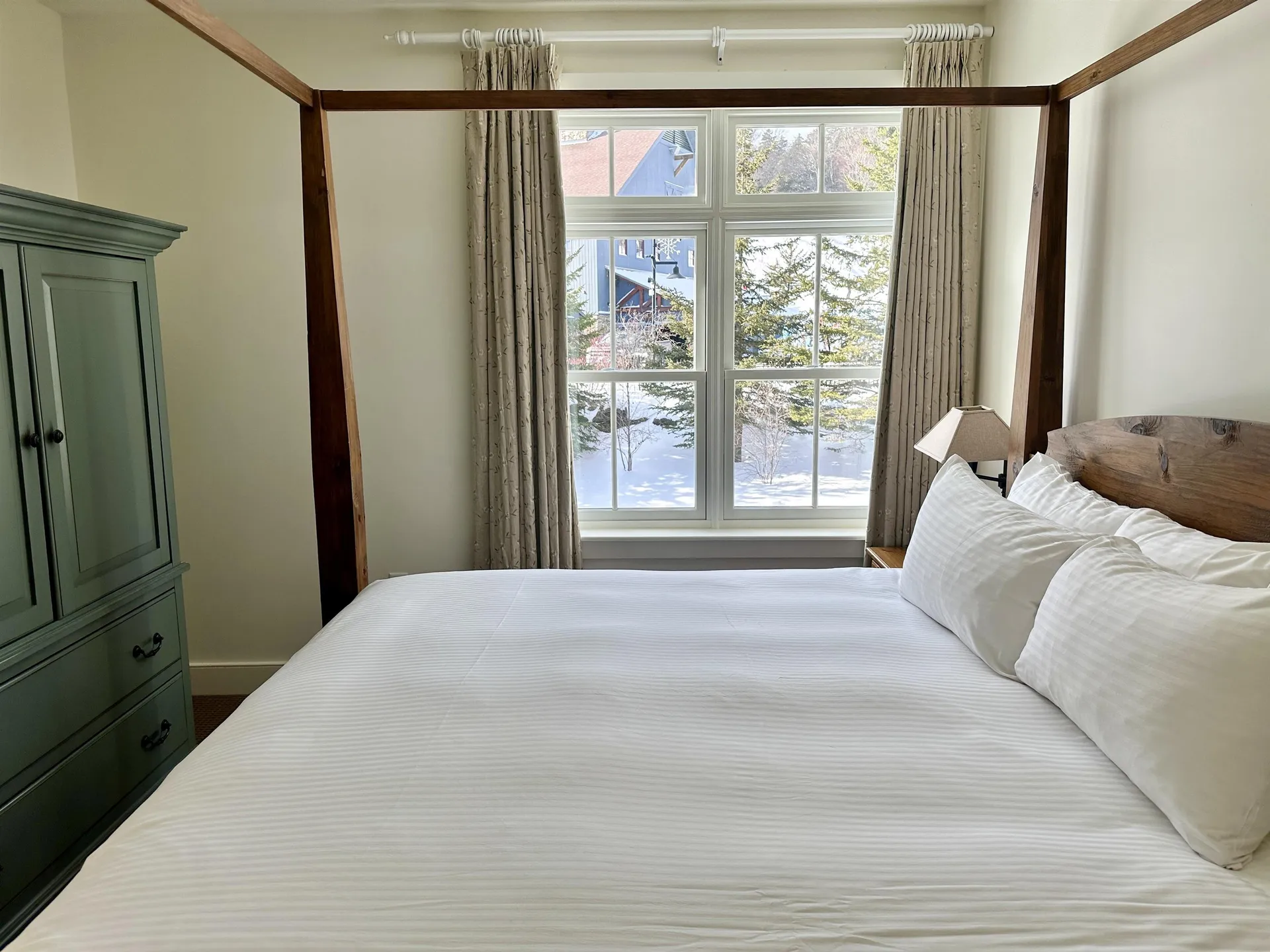 102 Forest 235 / Ii Drive Warren VT 05674