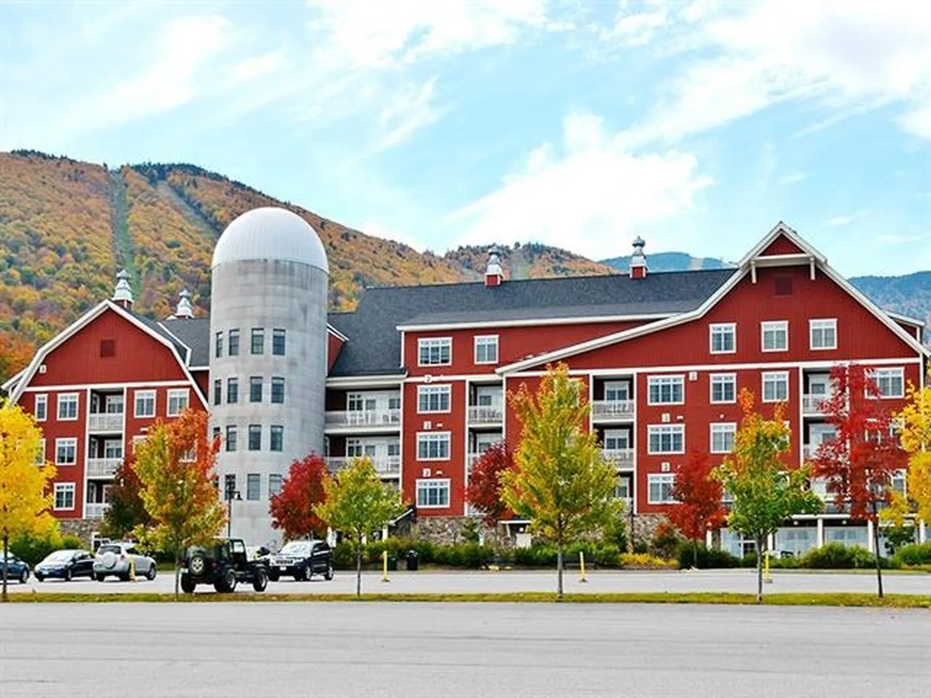 102 Forest 235 / Ii Drive Warren VT 05674