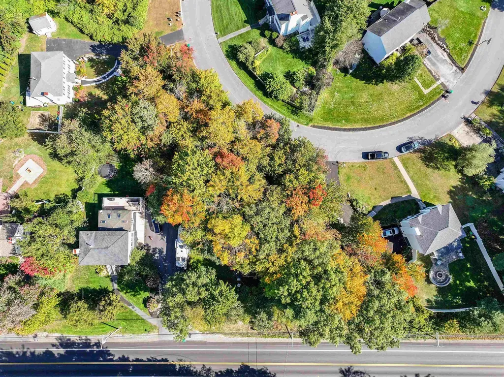 22 Harmony Lane Hooksett NH 03106