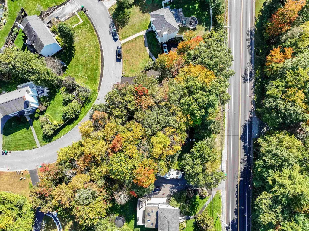 22 Harmony Lane Hooksett NH 03106