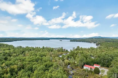 369 Middle Road Tuftonboro NH 03816