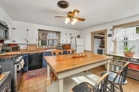 369 Middle Road Tuftonboro NH 03816