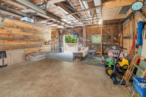 369 Middle Road Tuftonboro NH 03816