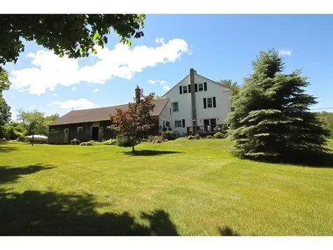 369 Middle Road Tuftonboro NH 03816