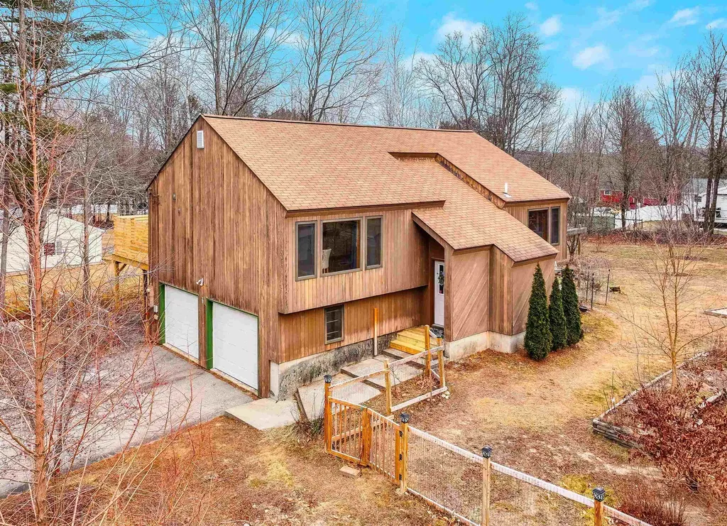 24 Wellesley Drive Milford NH 03055