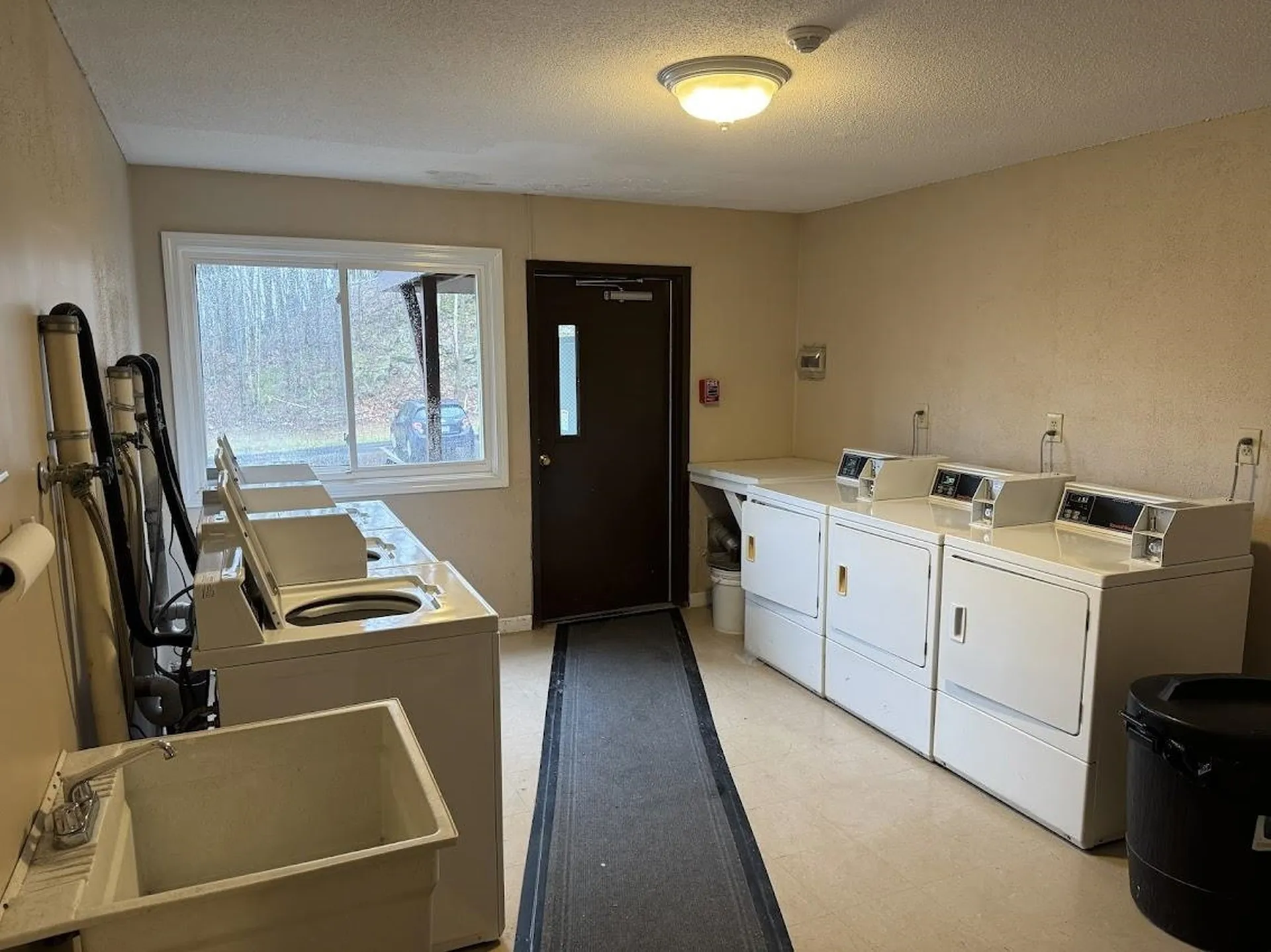 19 Country Club Drive Manchester NH 03102