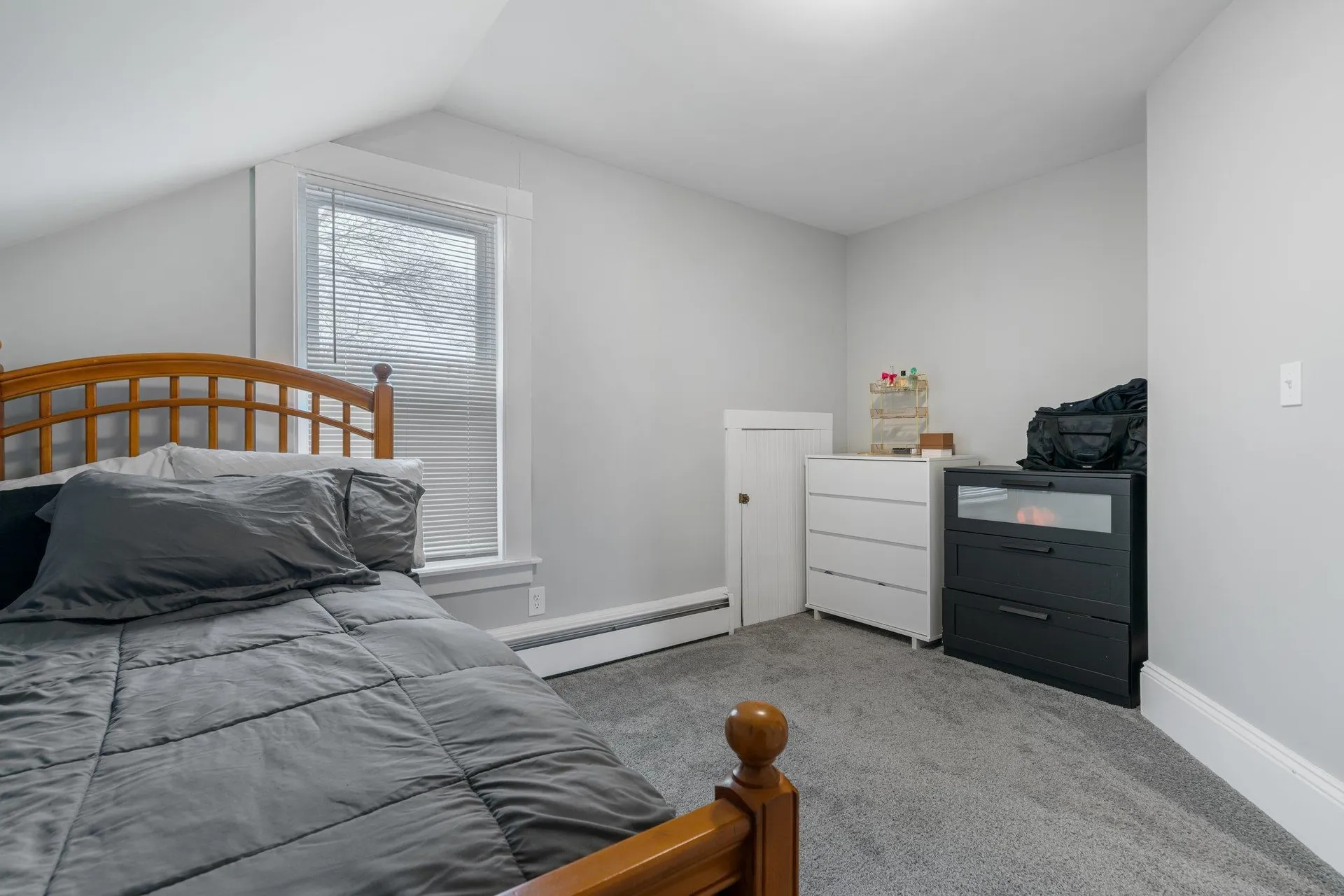 306 Holly Avenue Manchester NH 03103