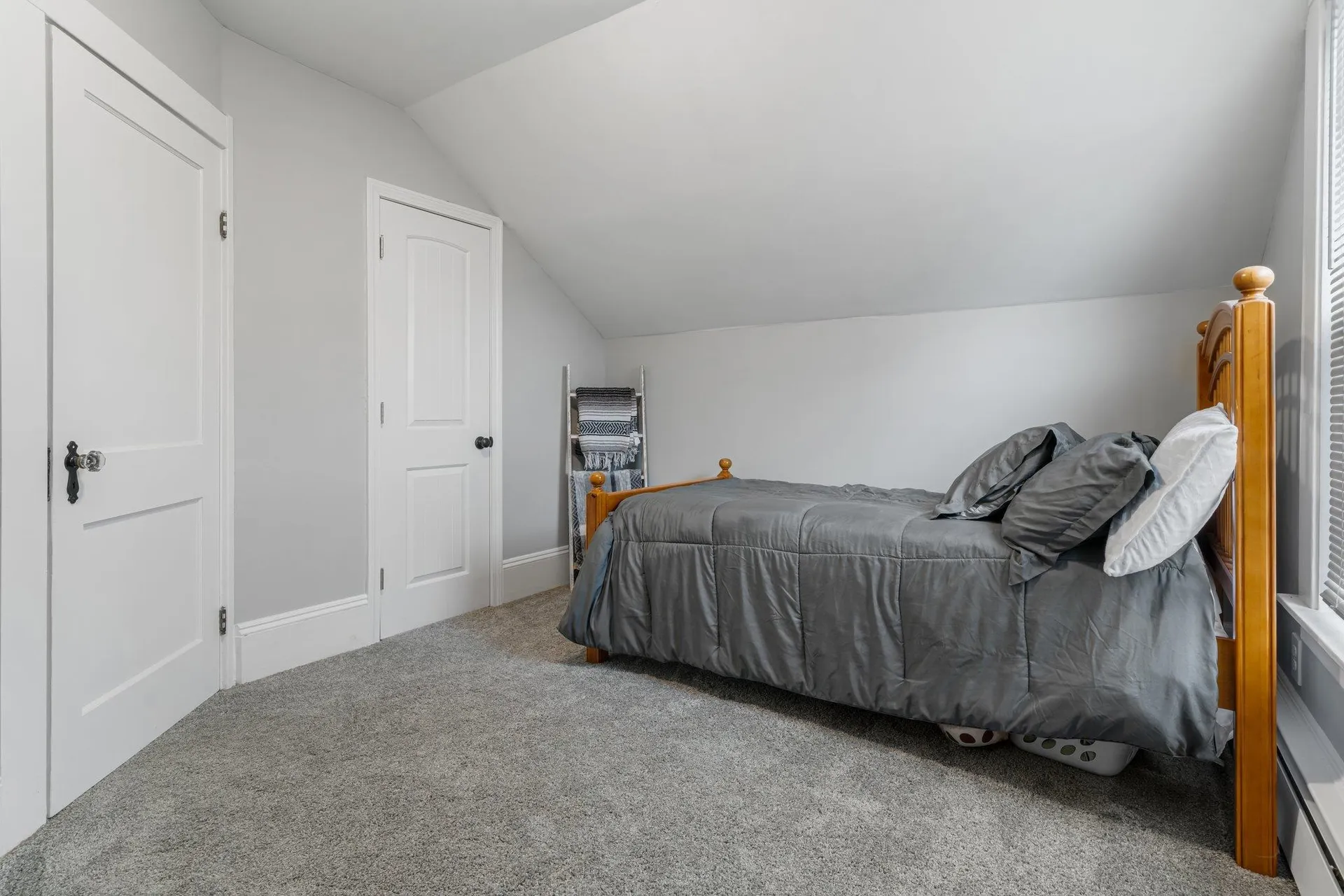 306 Holly Avenue Manchester NH 03103