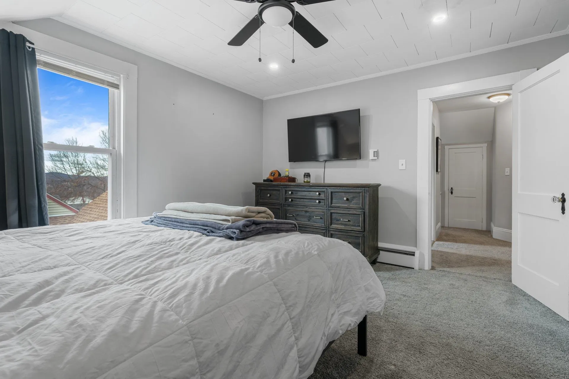 306 Holly Avenue Manchester NH 03103