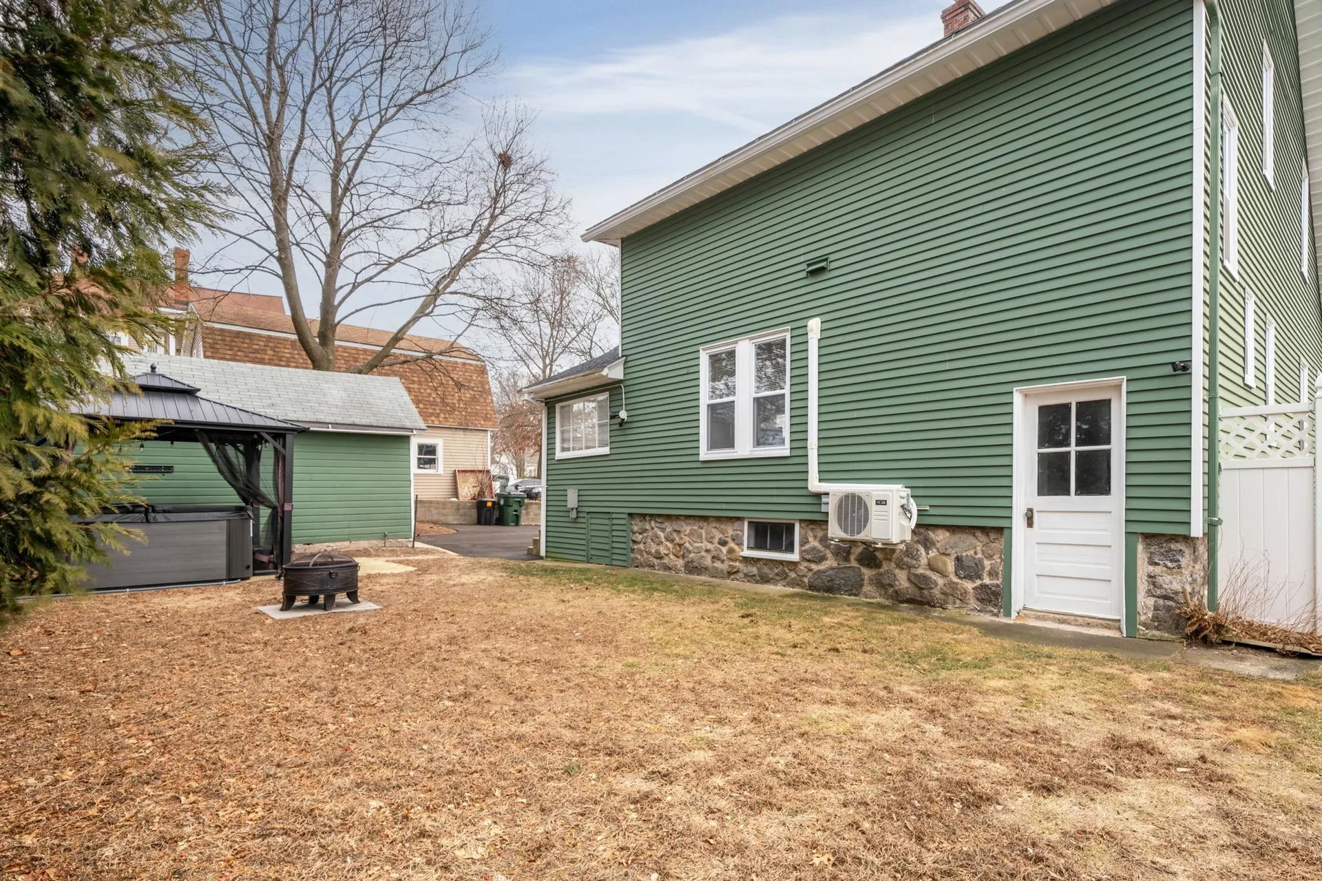 306 Holly Avenue Manchester NH 03103