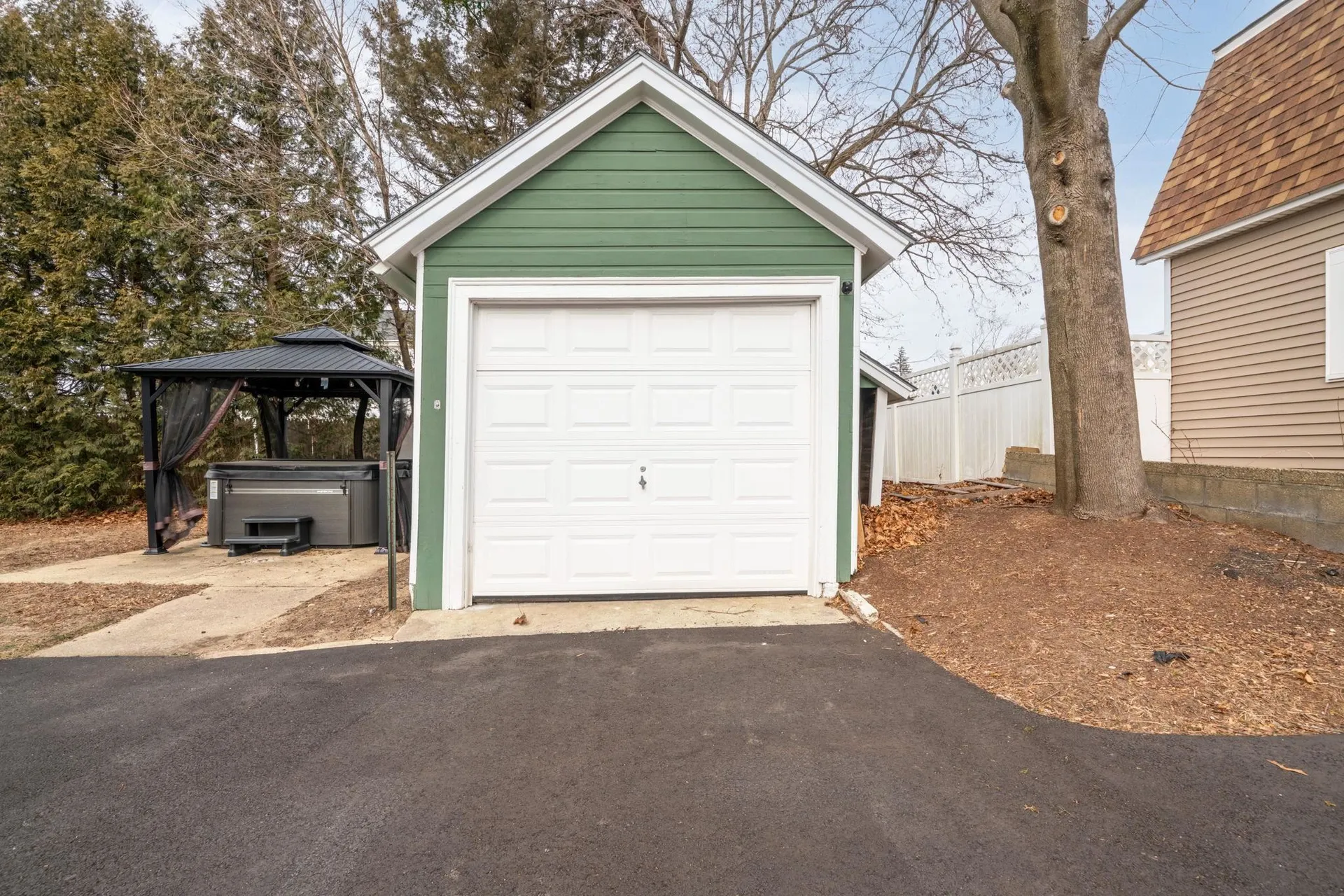 306 Holly Avenue Manchester NH 03103