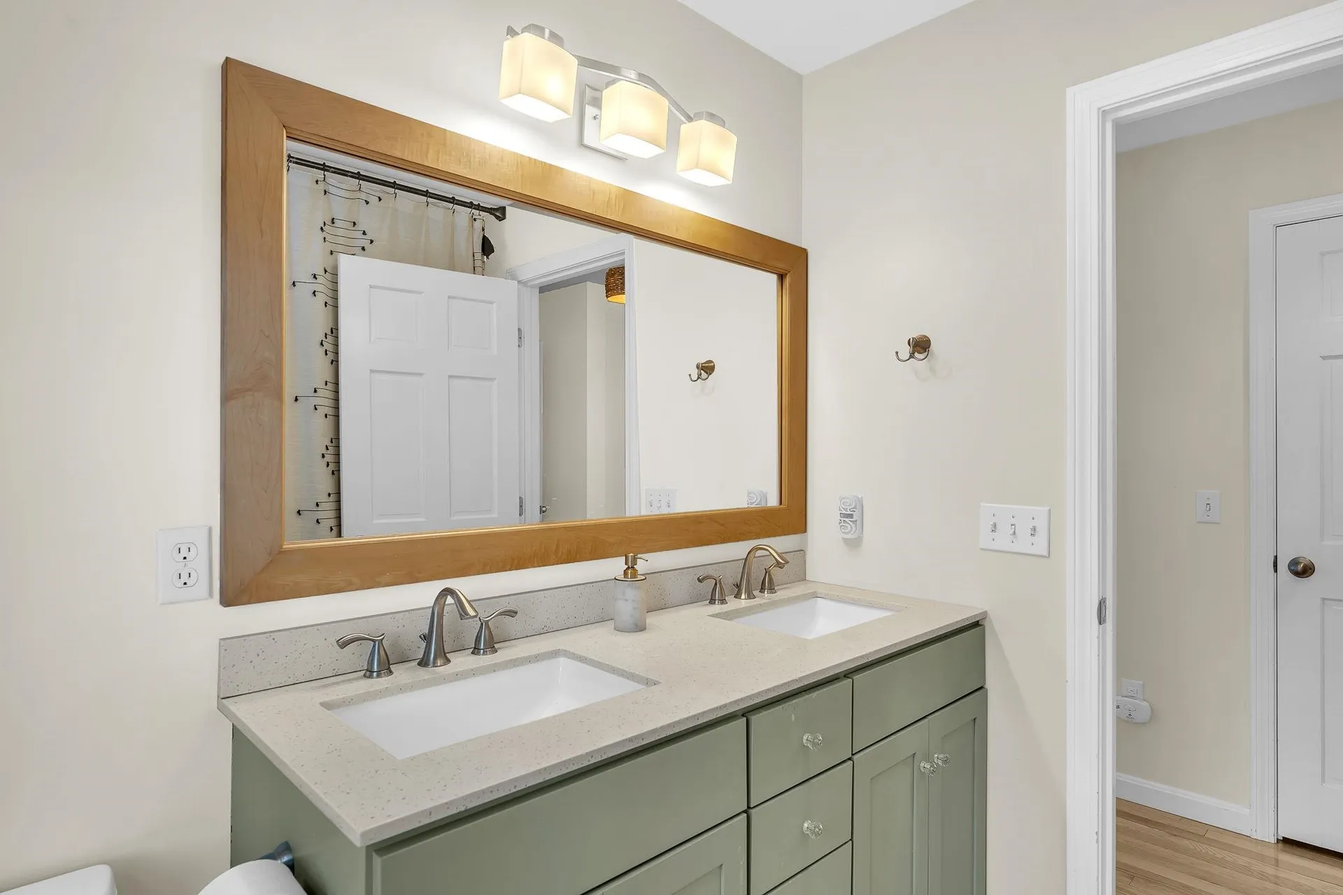 95 Meetinghouse Road Norwich VT 05055