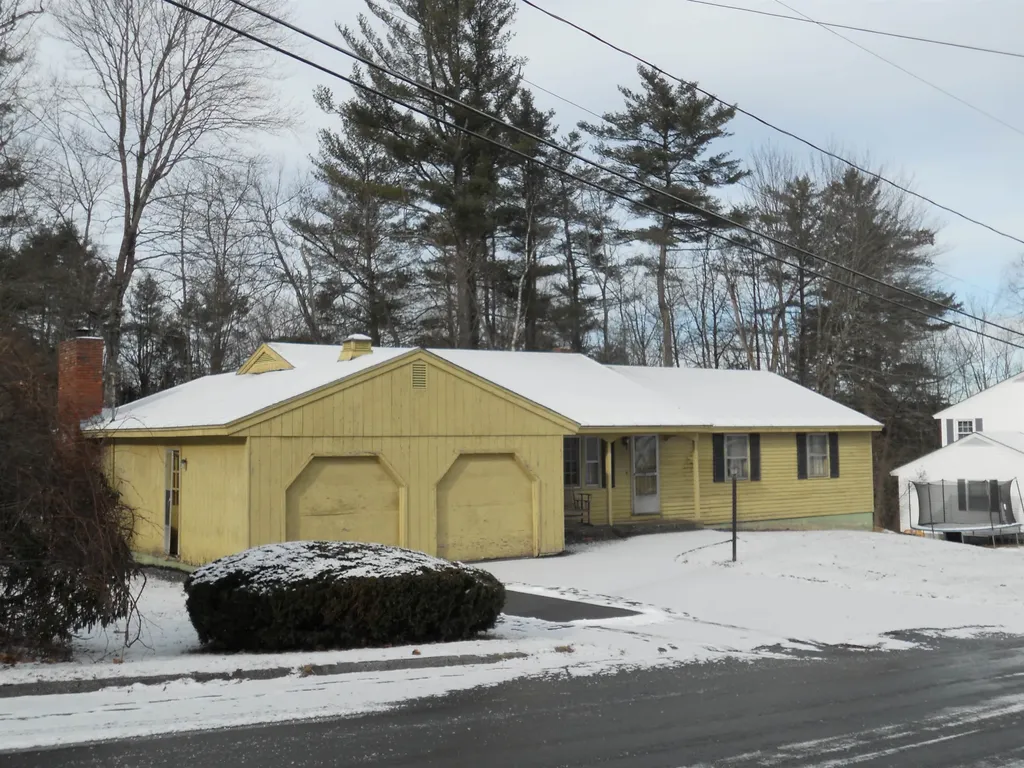 75 Durham Avenue Claremont NH 03743