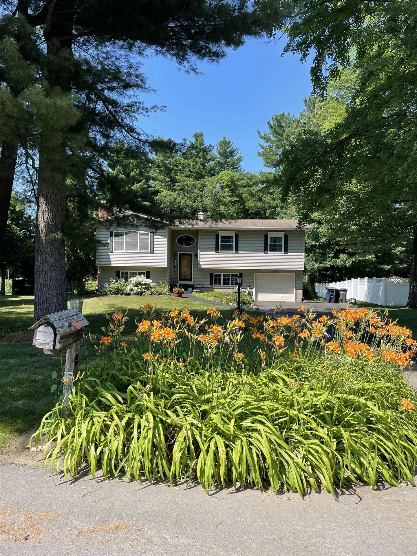 469 Lamplite Lane Williston VT 05495