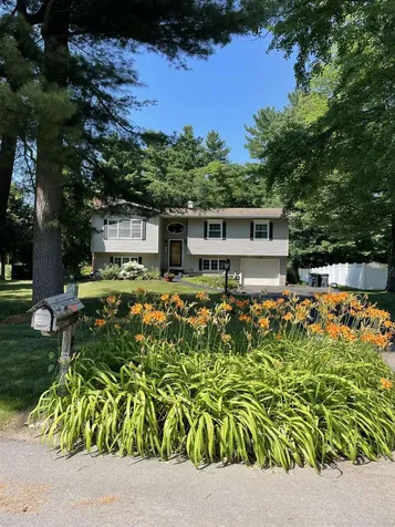 469 Lamplite Lane Williston VT 05495