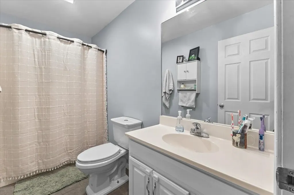 54 Colonial Road Fairfax VT 05454