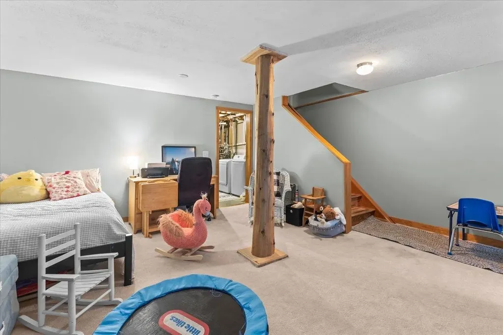 54 Colonial Road Fairfax VT 05454