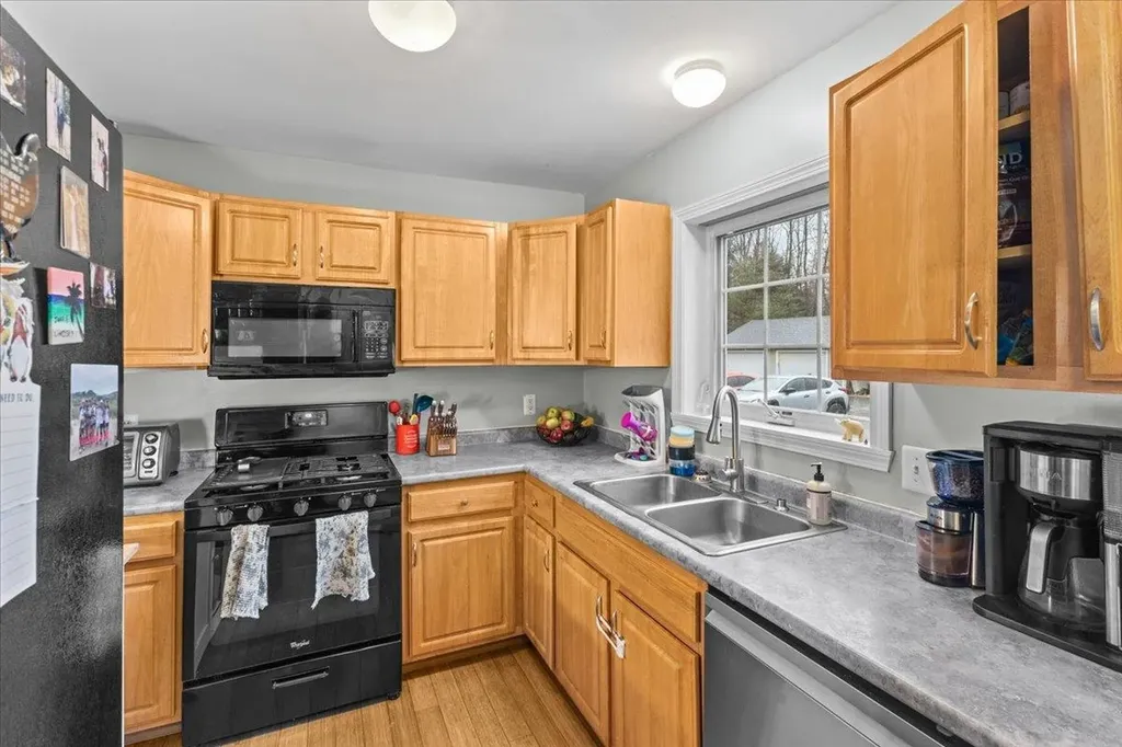 54 Colonial Road Fairfax VT 05454