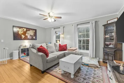 54 Colonial Road Fairfax VT 05454