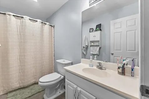 54 Colonial Road Fairfax VT 05454