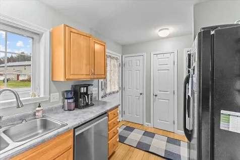 54 Colonial Road Fairfax VT 05454