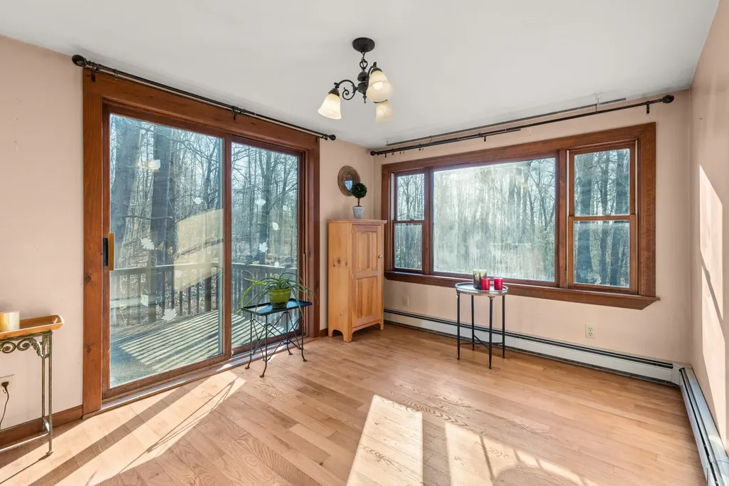 33 Oakwood Road Farmington NH 03835