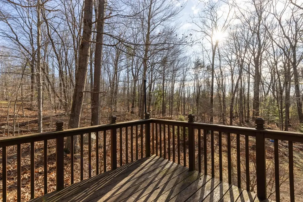 33 Oakwood Road Farmington NH 03835