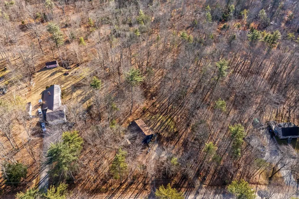 33 Oakwood Road Farmington NH 03835