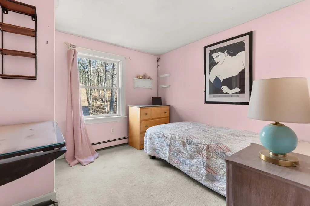 33 Oakwood Road Farmington NH 03835