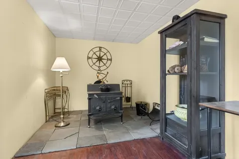 33 Oakwood Road Farmington NH 03835