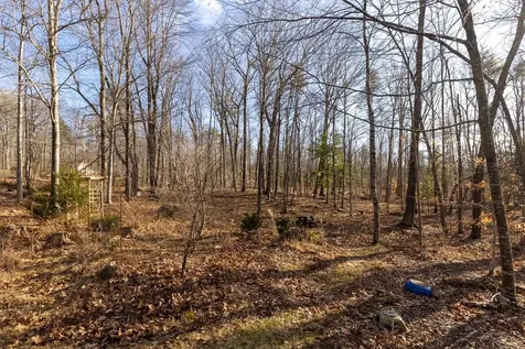 33 Oakwood Road Farmington NH 03835